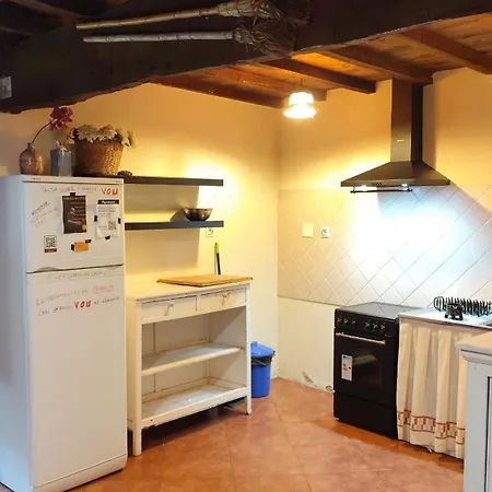 Fonte Dos Pumares 펜션 *