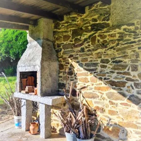 Fonte Dos Pumares 펜션 Cartelle